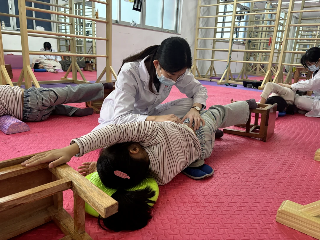 如何利用心理学技巧提高篮球比赛中的专注度_1